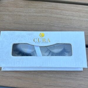 Cura Mink Lashes